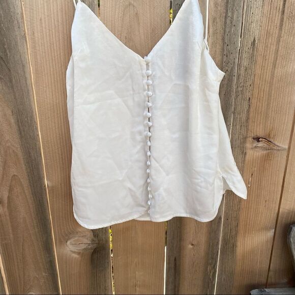 Lulu’s white from button sleeves blouse size small - Picture 8 of 14